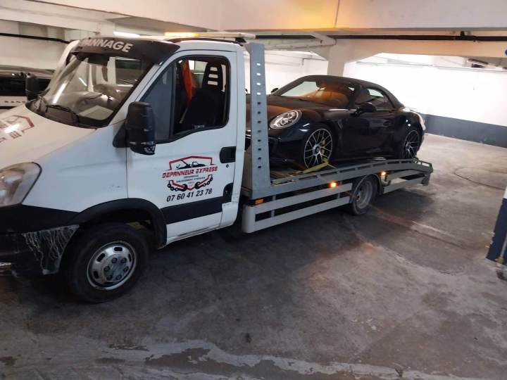 Dépannage voiture de luxe Nice